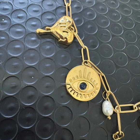 Bow charm & co. Necklace - Picture 5 of 8